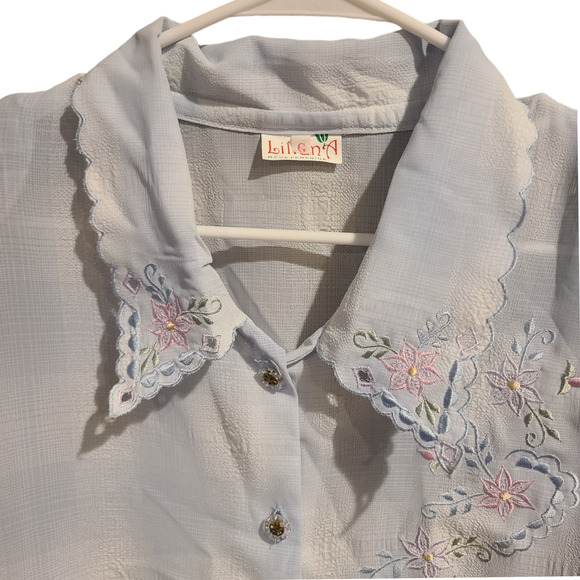 Embroidered Sheer Short Sleeve Button Down-Vintage - Picture 1 of 8